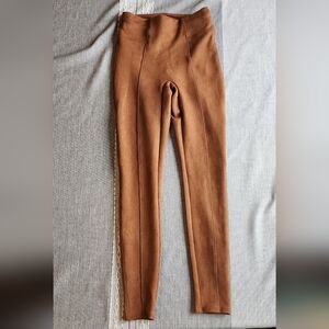 Spanx Faux Suede Pull Up Skinny Legging Pants Caramel Size XS Mid Rise Stretch